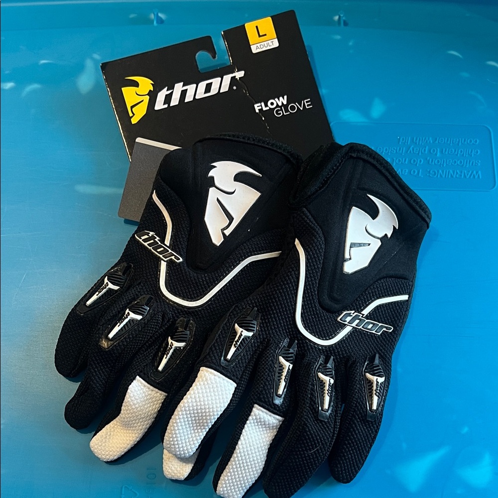 Thor Black and White Flow Riding Gloves